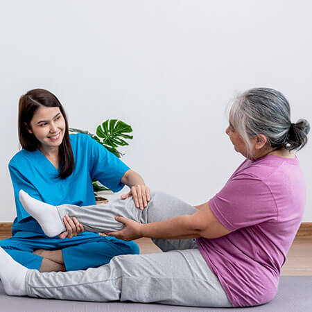 A Holistic Approach to Addressing Hip and Knee Pain